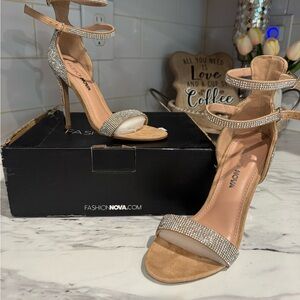 Fashion Nova Women's Tan Stiletto Heels